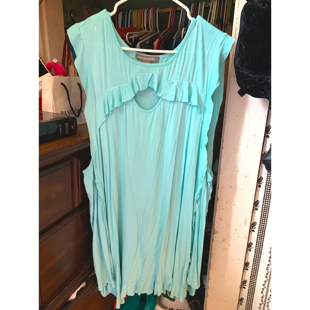 Kate & Mallory Plus Size Mint Green Sleeveless Top